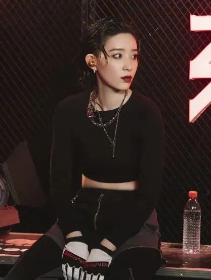 当少女感败给姐系审美,超A酷飒妆容等你解锁!