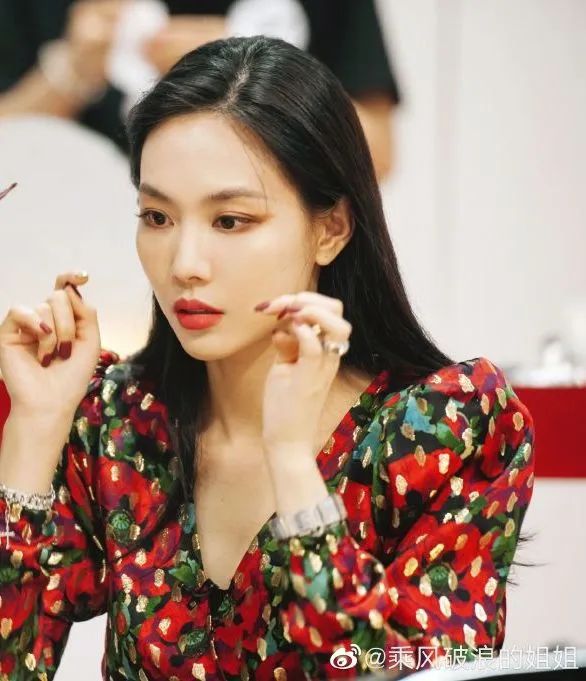 当少女感败给姐系审美,超A酷飒妆容等你解锁!