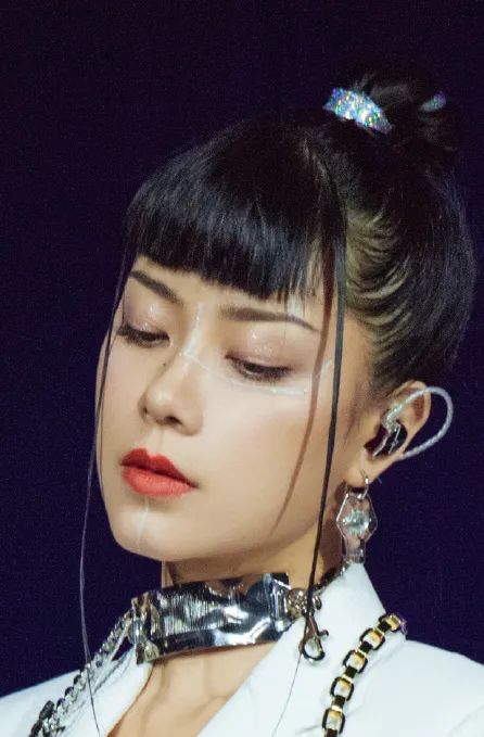 当少女感败给姐系审美,超A酷飒妆容等你解锁!
