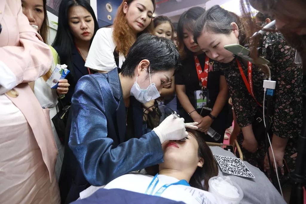 广州美博会 | 昕御型色燃爆展区,勇夺C位!