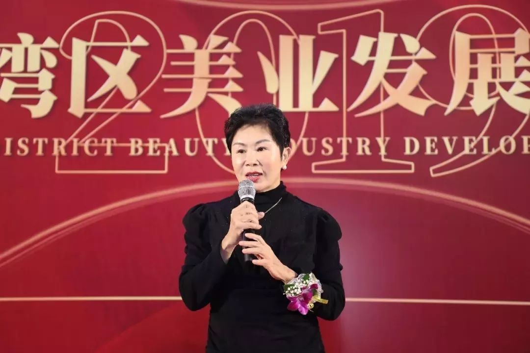 019深圳美业“匠人之星·匠心品牌”颁奖盛宴,昕御型色载誉而归"