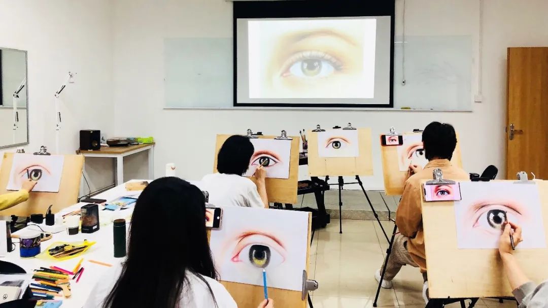 纹绣师如何提高自己的美学修养?