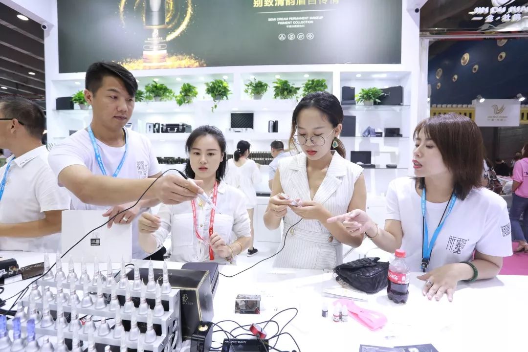广州美博会 | 昕御型色燃爆展区,勇夺C位!
