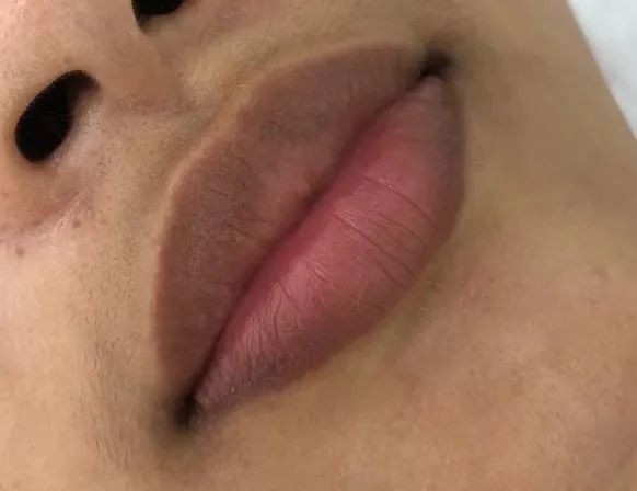 配色篇:0失误的欧洲漂唇配色公式火辣上线~