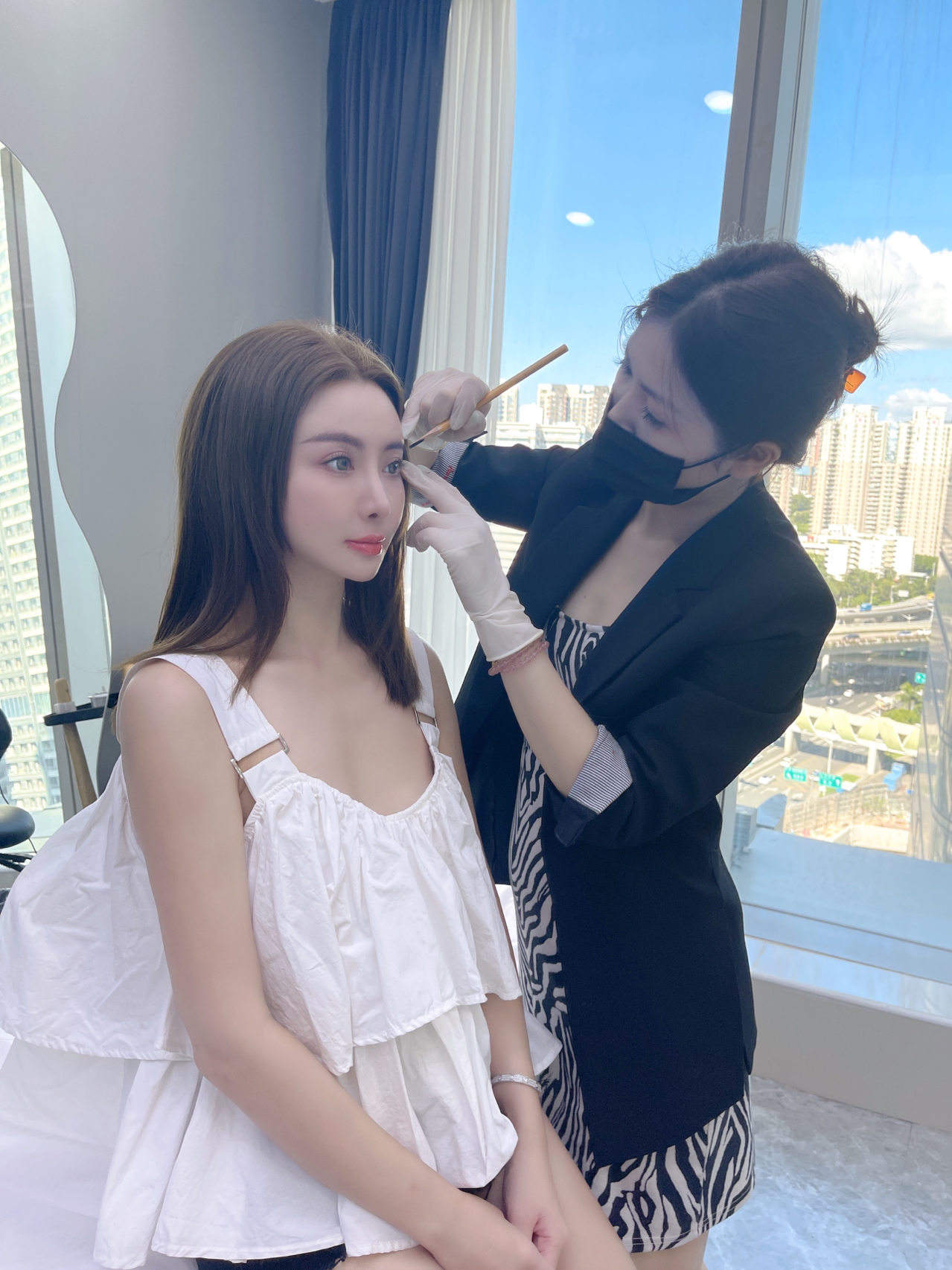 纹眉后多久可以擦粉底和底妆?