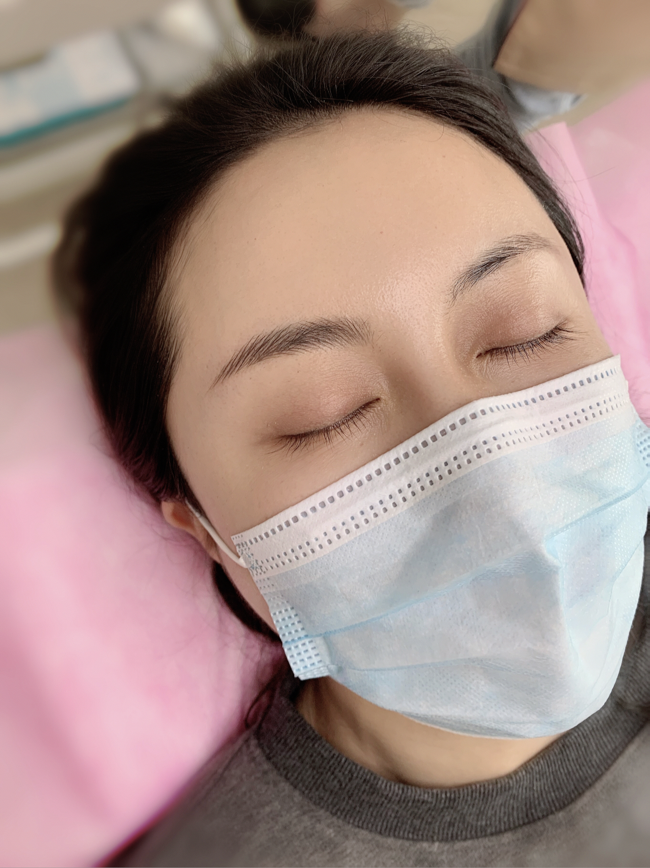 纹眉后多久可以擦粉底和底妆?